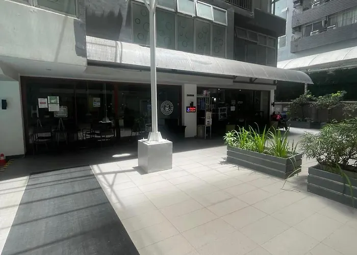 The Serenity Tower 60e Apartamento